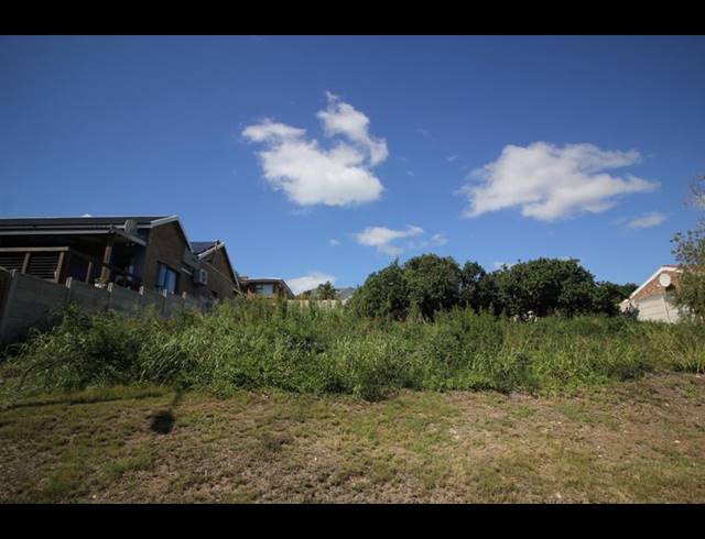 LAND FOR SALE IN FRAAIUITSIG